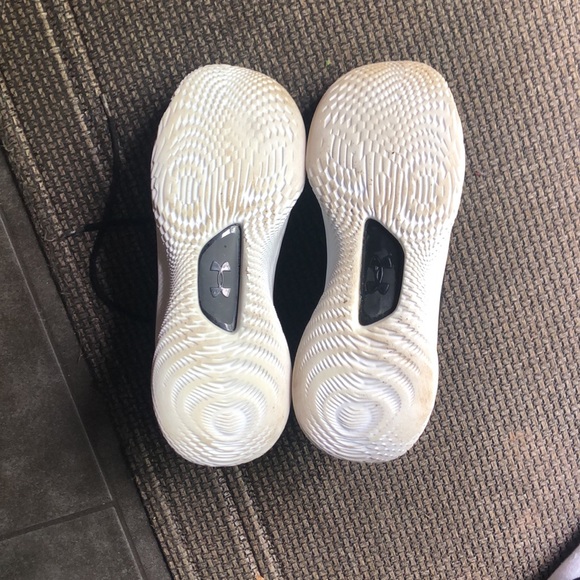 Under Armour Steph curry shoes - Picture 2 of 7